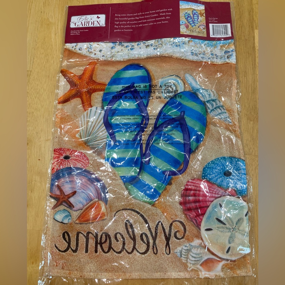 Decorative Garden Flag with Blue Flip Flops and Seashells 12.5 x 18” - Picture 2 of 4